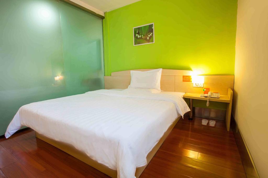 7Days Inn Guiyang Posts And Telecommunications Building Екстериор снимка