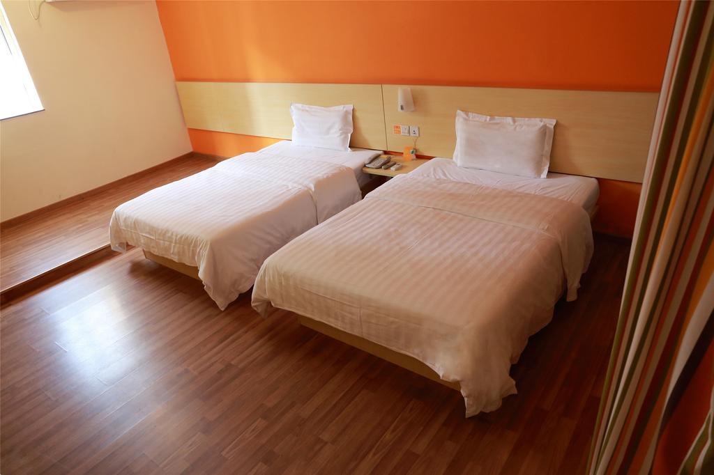 7Days Inn Guiyang Posts And Telecommunications Building Екстериор снимка
